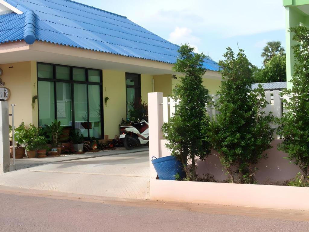Yamjan Place สุราษฎร์ธานี ภายนอก รูปภาพ